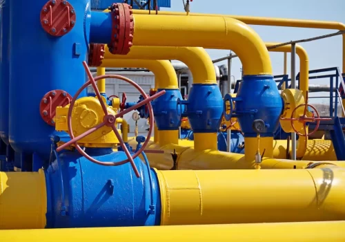 As APM gas dips, government tweaks policy to assure CGDs of steady supply